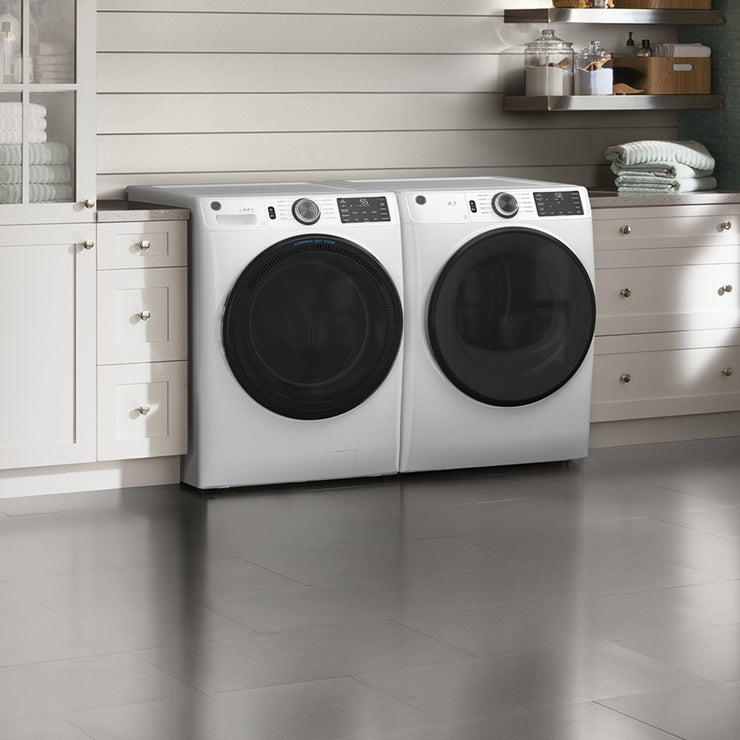 GE 7.8 Cu. Ft. High-Efficiency Gas Dryer with Sensor Dry & 10 Cycles – with 1-Year Warranty – White (Model: GFD55GSSNWW)
